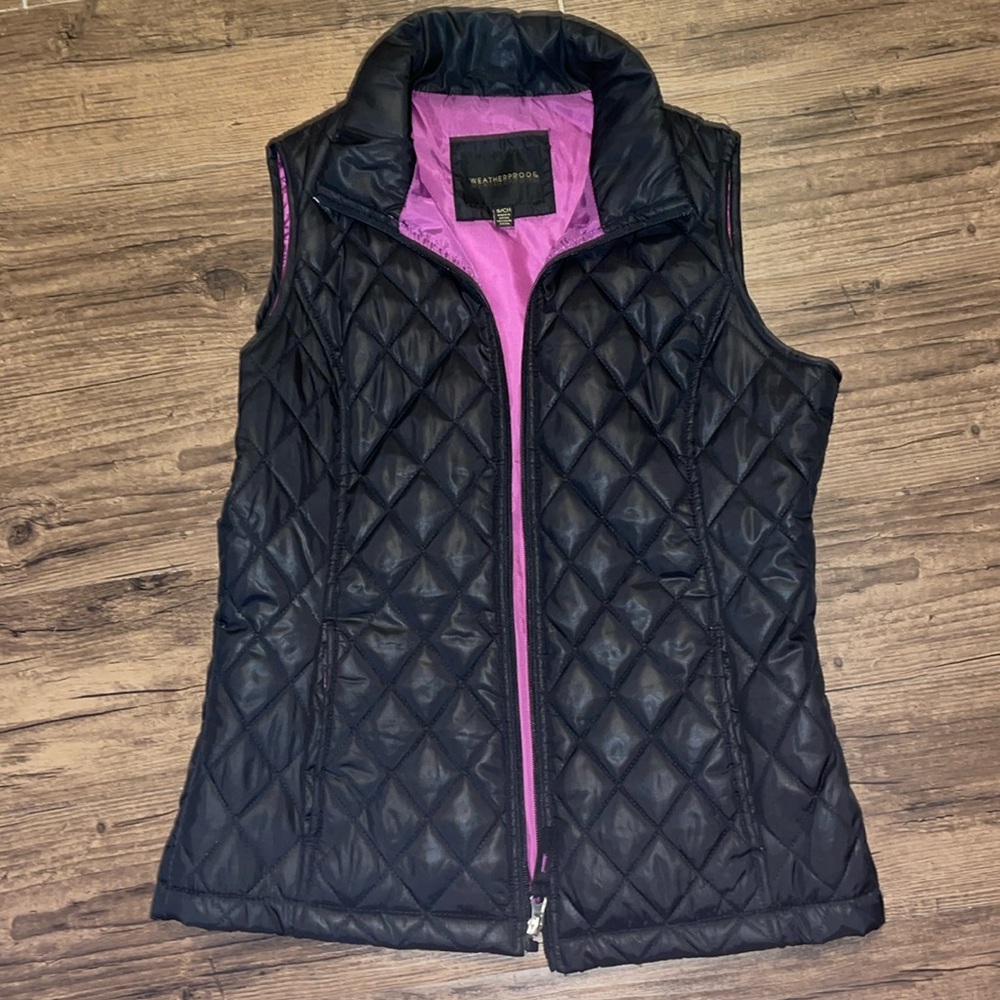 Black Zip-Up Puffer Vest w/ Purple Lining
